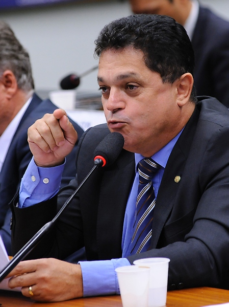 Audiência pública para tomada de depoimento do presidente do TRANDBANK, Adolpho Júlio da Silva Mello Neto. Dep. João Rodrigues (PSD-SC)