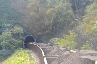 As concessionárias responsáveis pelo transporte férreo reclamam da falta de mão de obra qualificada
