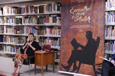 Palestra de Luci Afonso na  Biblioteca da Câmara.