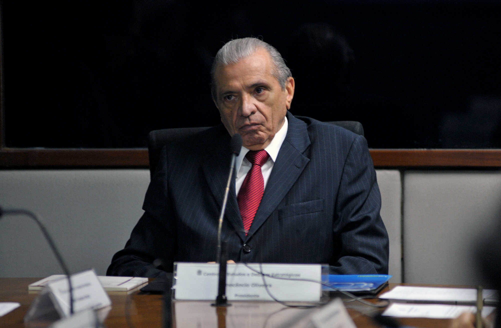 Dep. Inocêncio Oliveira (Pres. CEDES)