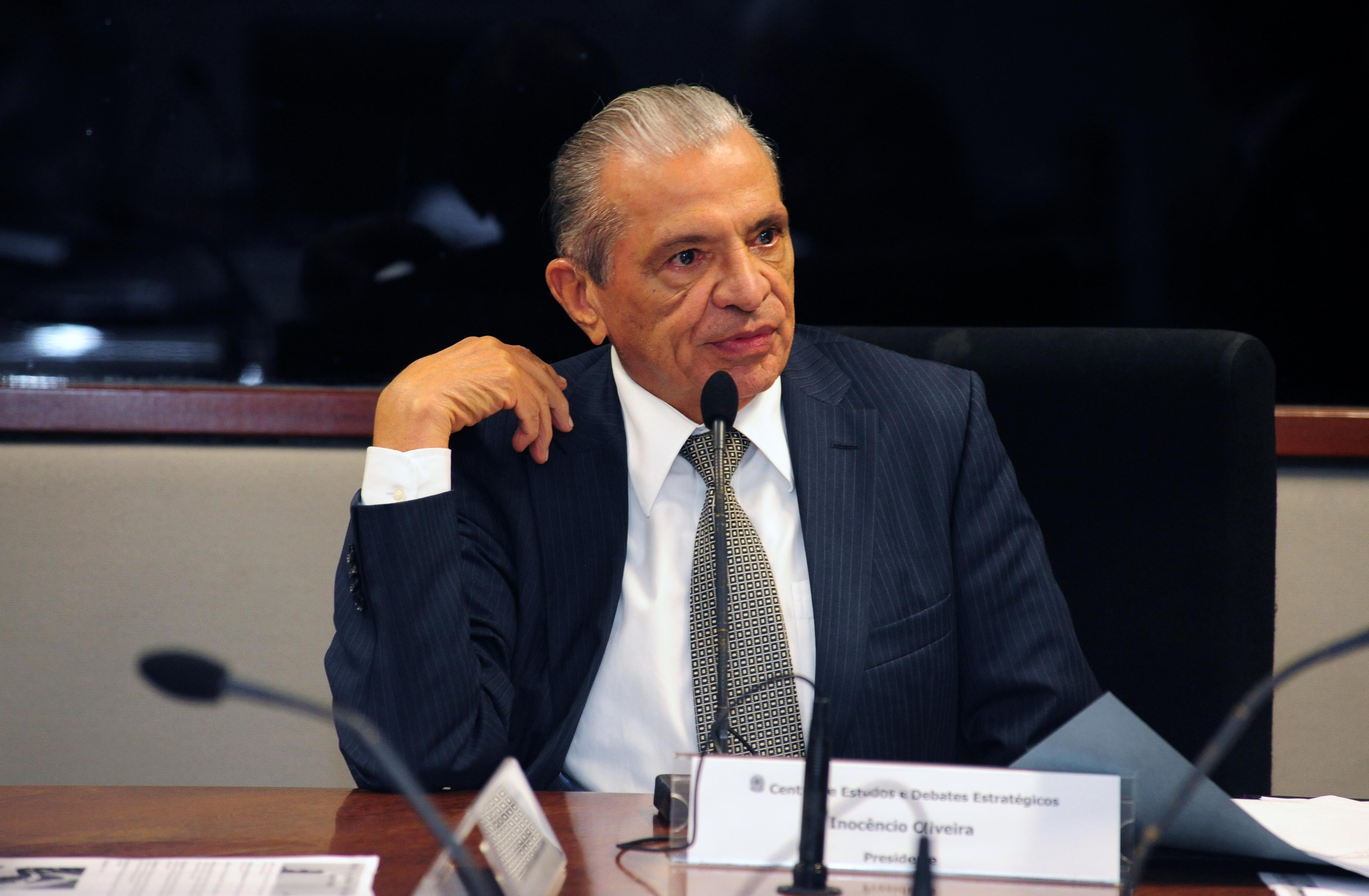 Dep. Inocêncio Oliveira (Pres. CEDES)