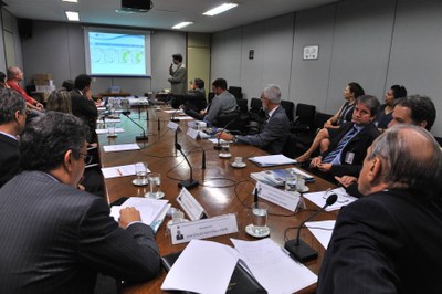 Apresentação de Giordano Bruno Carvalho na 11ª reunião do Caeat