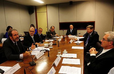 Reunião para avaliação do andamento dos estudos