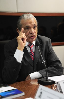 Dep. Inoc&ecirc;ncio Oliveira