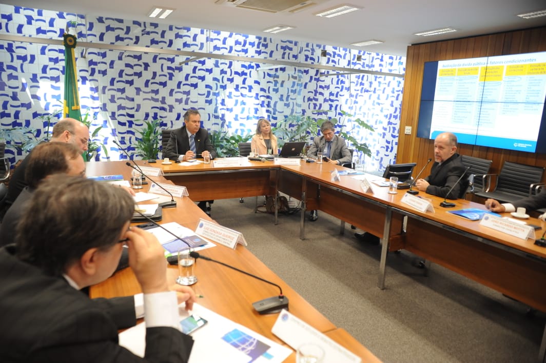 DIVIDA PÚBLICA 3.10.2019