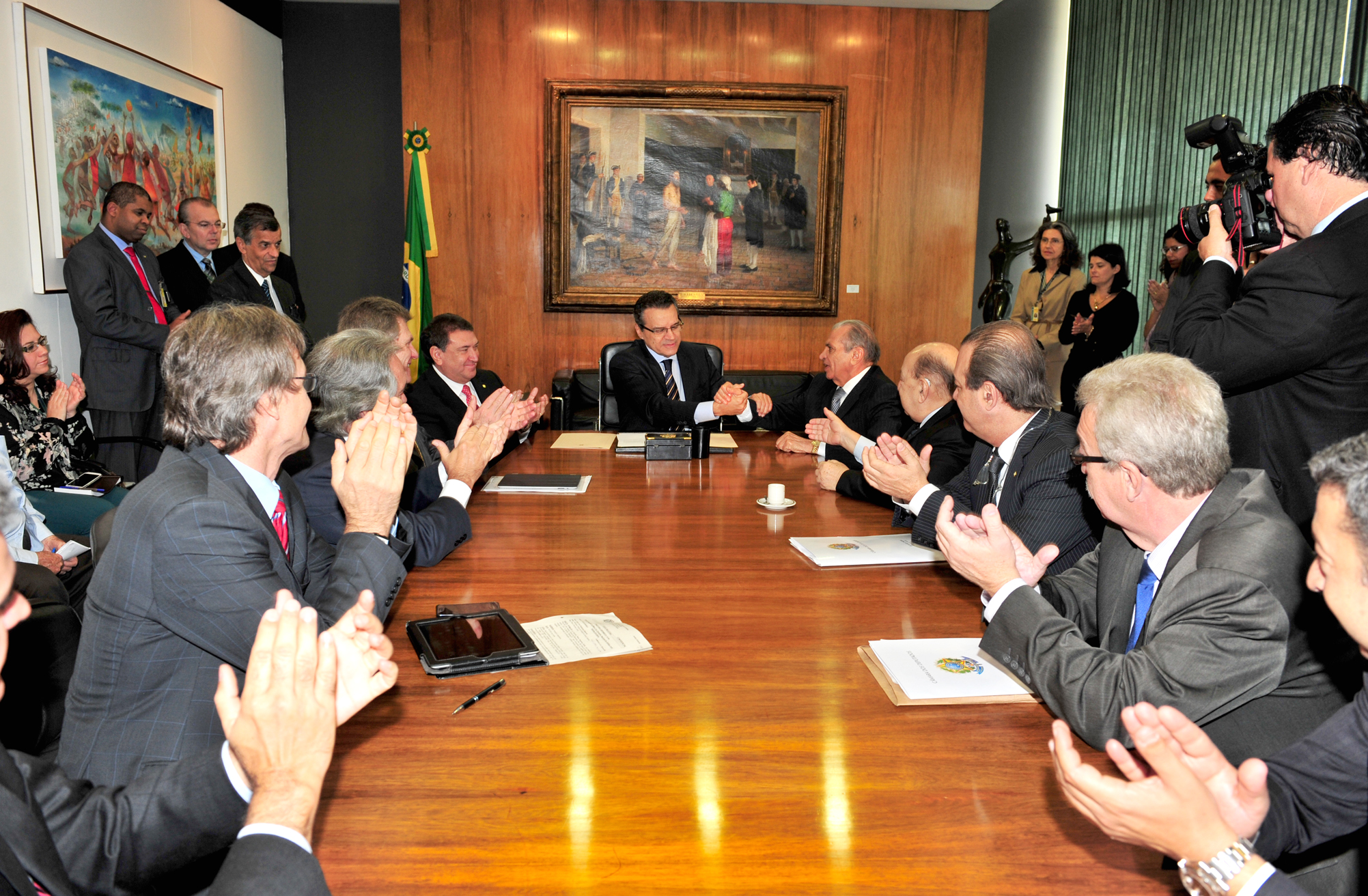 Henrique Alves quer reunir Lula e FHC para discutir o desenvolvimento do Brasil