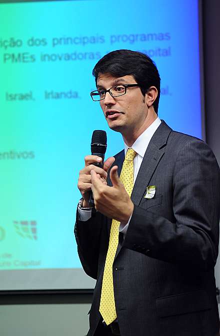 Rodrigo Menezes