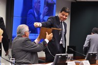 Sandro Alex é designado relator para o caso de Chico Alencar no Conselho de Ética