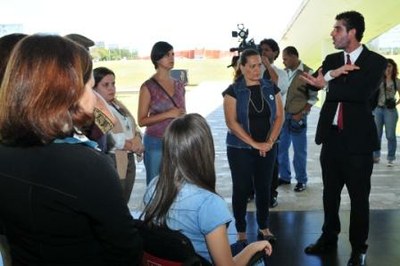 Foto 2 - Visitação Institucional