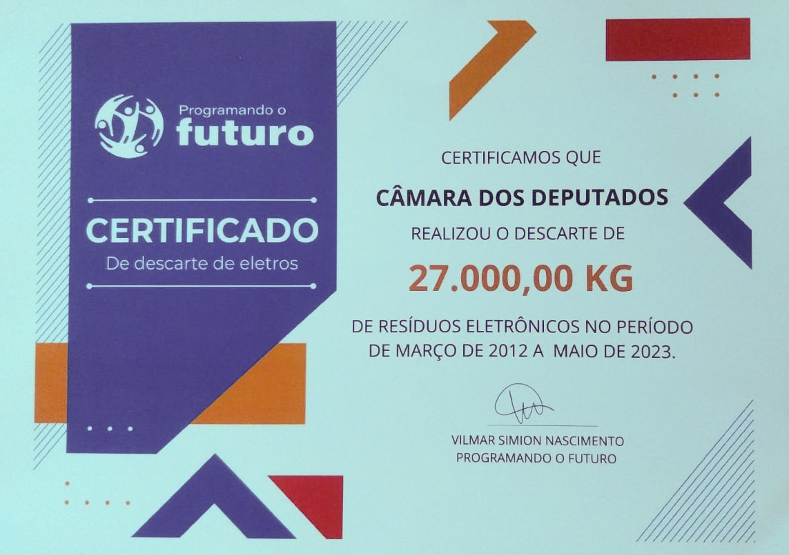 27 toneladas - Resíduos eletroeletrônicos