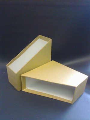 caixa diagonal forrada