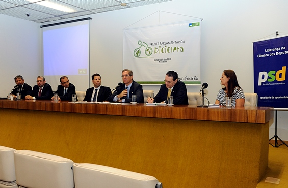 Frente Parlamentar da bicicleta no cotidiano. 