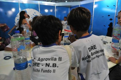 "Brincando com PET" - Oficina de Reciclagem promovida pelo EcoCâmara