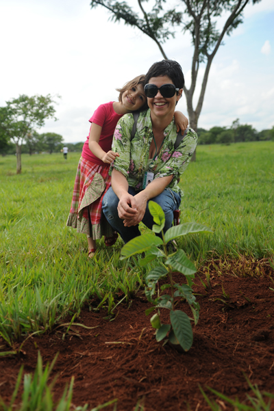 Plantio Bosque 2010 7