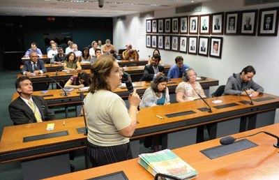 EcoCâmara reúne setores para discussão sobre o Plano de Gerenciamento de Resíduos Sólidos