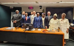 Visita da delegação de parlamentares da Assembleia da República de Moçambique à Câmara dos Deputados 