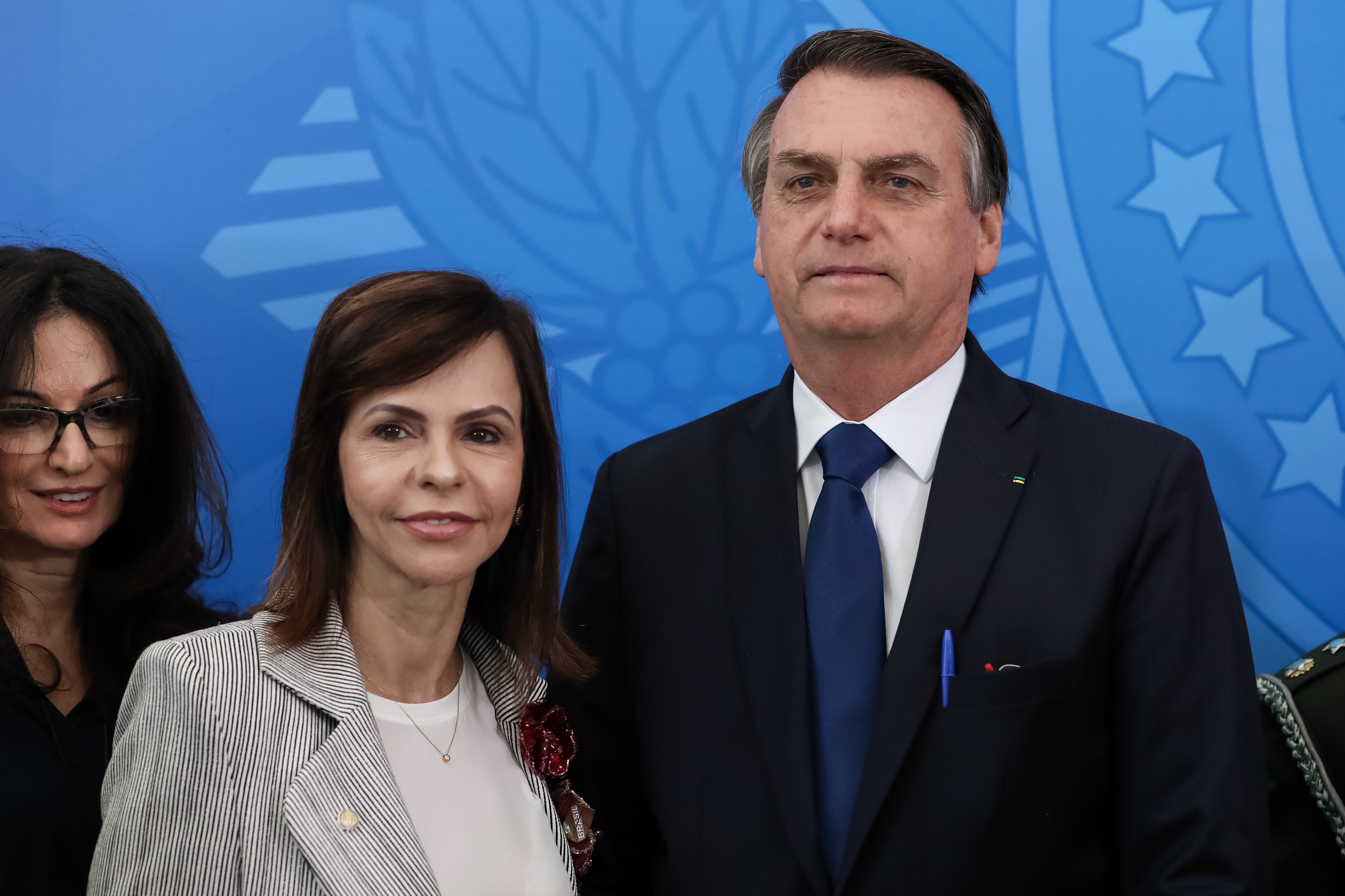 Dorinha reúne bancada feminina com presidente Jair Bolsonaro