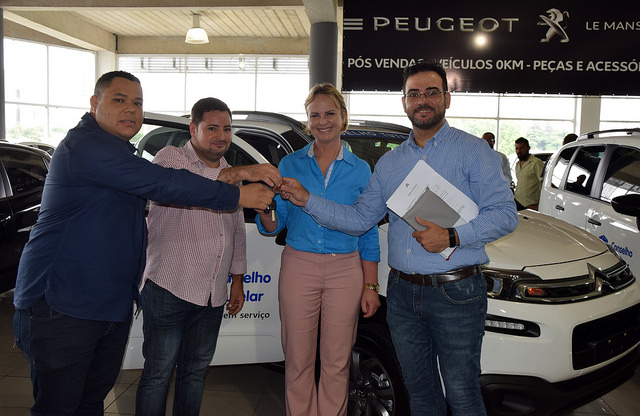Ana Perugini entrega carros aos conselhos tutelares de Artur Nogueira, Conchas e Paulínia