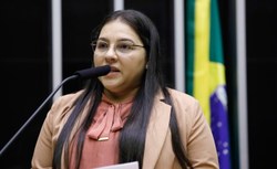 Comissão aprova atendimento psicológico para filhos de vítimas de feminicídio 