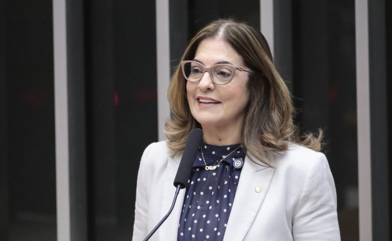 Comissão aprova criação de banco de dados sobre condenados por violência doméstica e sexual