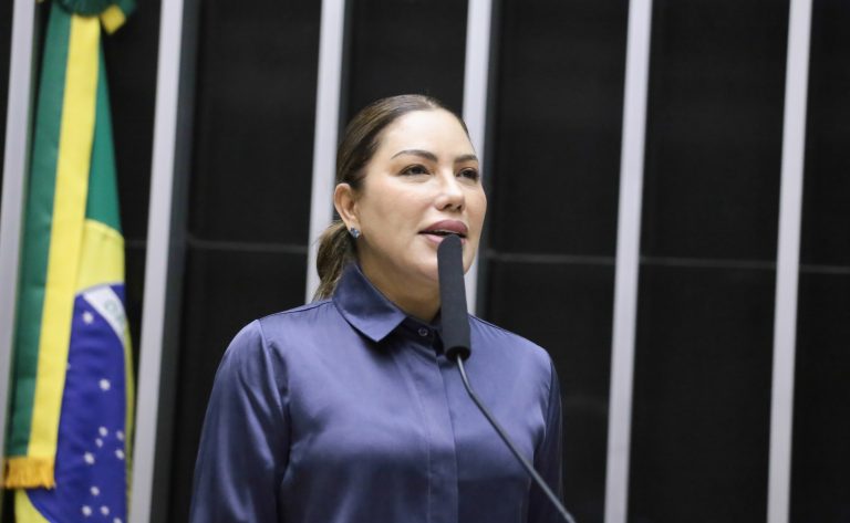 Comissão aprova projeto que amplia requisitos para concessão do selo Empresa Amiga da Mulher