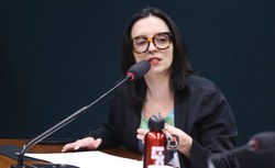 Comissão aprova projeto que obriga rastreamento de risco de morte materna e neonatal no pré-natal 