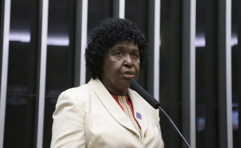 Comissão aprova proposta com diretrizes para ressocializar trabalhadora doméstica resgatada 