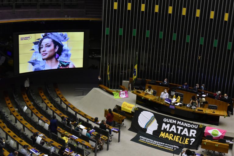 Deputadas cobram justiça para assassinato de Marielle Franco e Anderson Gomes 