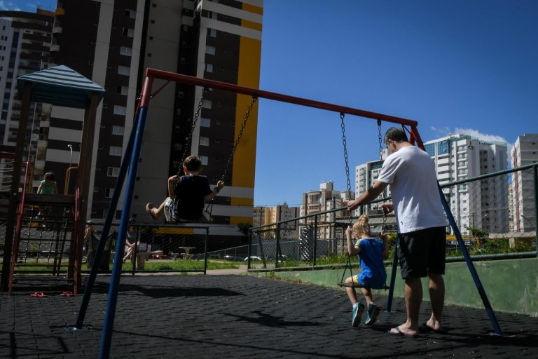 Lei institui o Dia Nacional de Conscientização sobre a Paternidade Responsável  