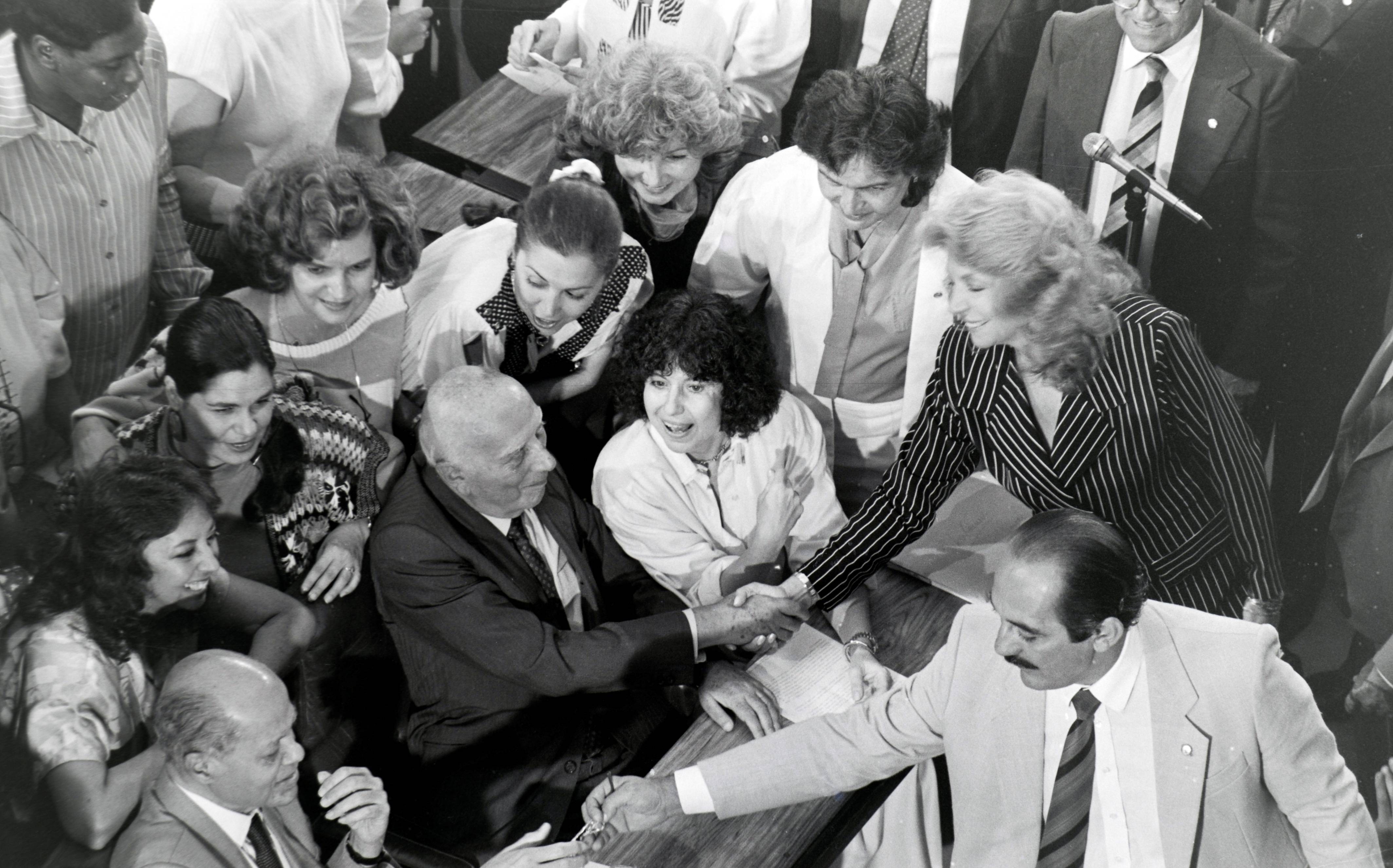 Mostra do Arquivo da Câmara destaca participação das mulheres na Constituinte de 1987/88