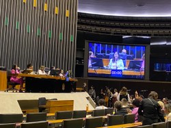 Outubro Rosa: mulheres reforçam importância de exames e investimentos