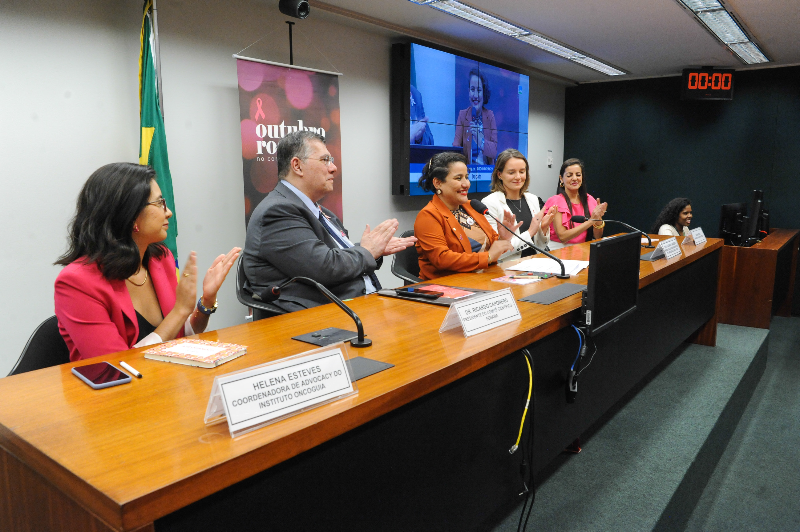 Pacientes com câncer foram prejudicados pela pandemia de Covid-19 