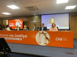 Procuradora da Mulher participa de seminário sobre equidade de gênero na Justiça 