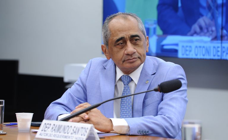 Projeto cria programa de emprego e apoio para mães atípicas