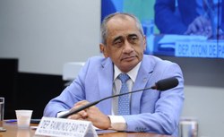 Projeto cria programa de emprego e apoio para mães atípicas