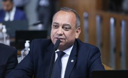 Projeto criminaliza a transfobia, com pena de prisão de dois a quatro anos  