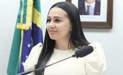 Projeto obriga concursos de beleza a aceitarem a participação de mães e gestantes 