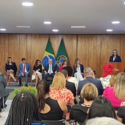 Sancionada pensão para filhos e dependentes de vítimas de feminicídio 