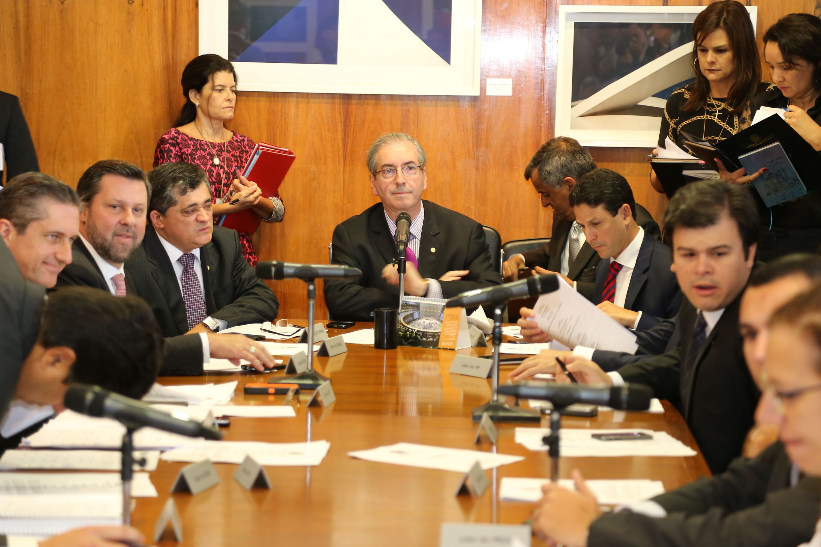 Câmara deve promover comissões gerais às quintas-feiras para ouvir ministros