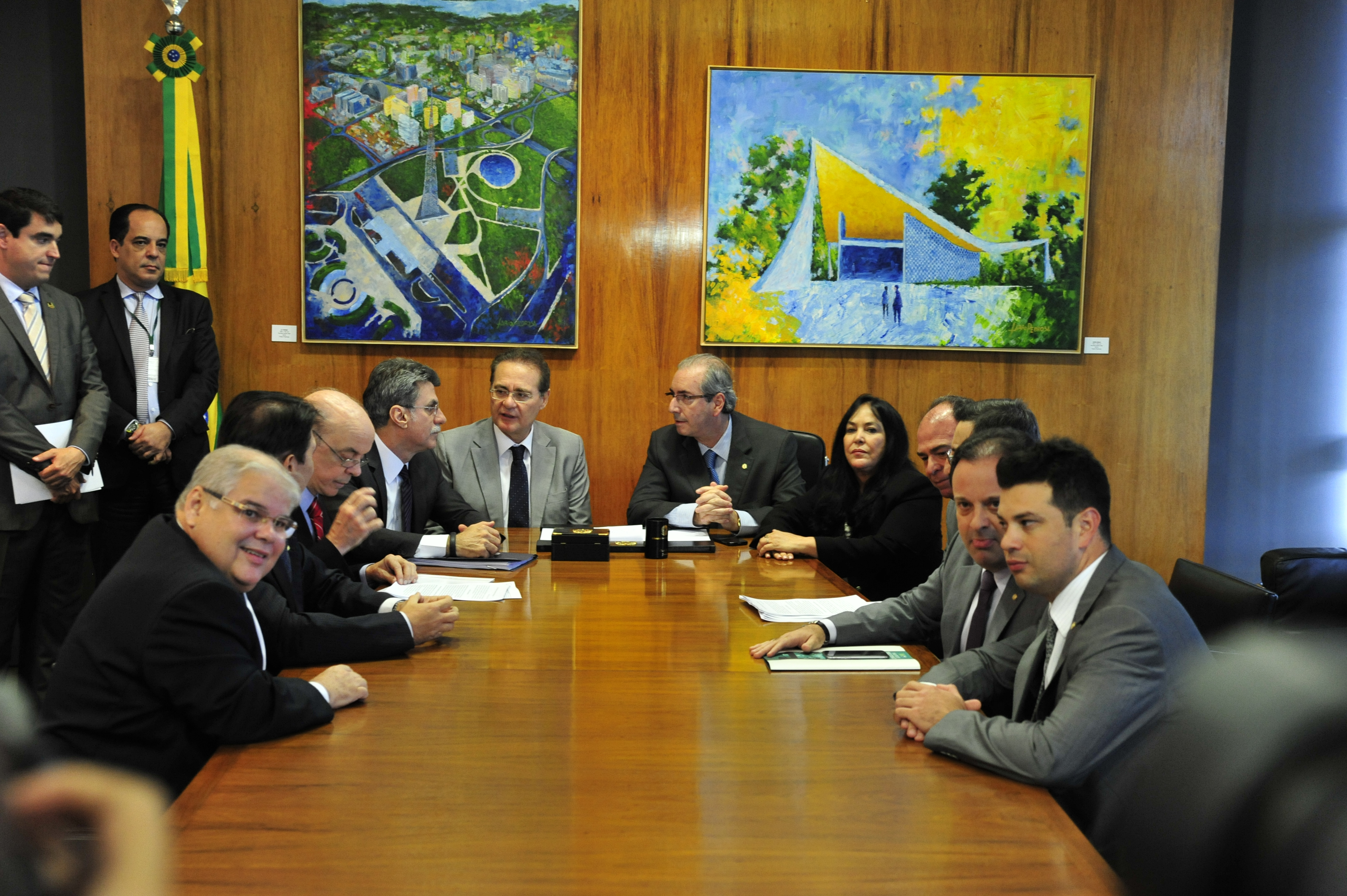 Câmara e Senado devem elaborar lei de responsabilidade das estatais