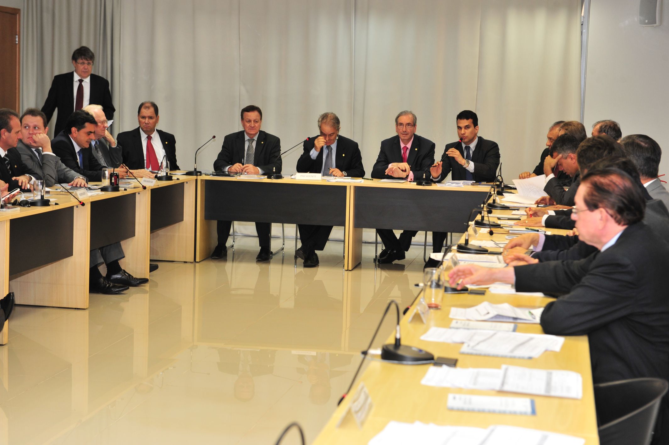 Cunha confirma votação do projeto sobre terceirização em reunião da Frente Parlamentar da Agropecuária