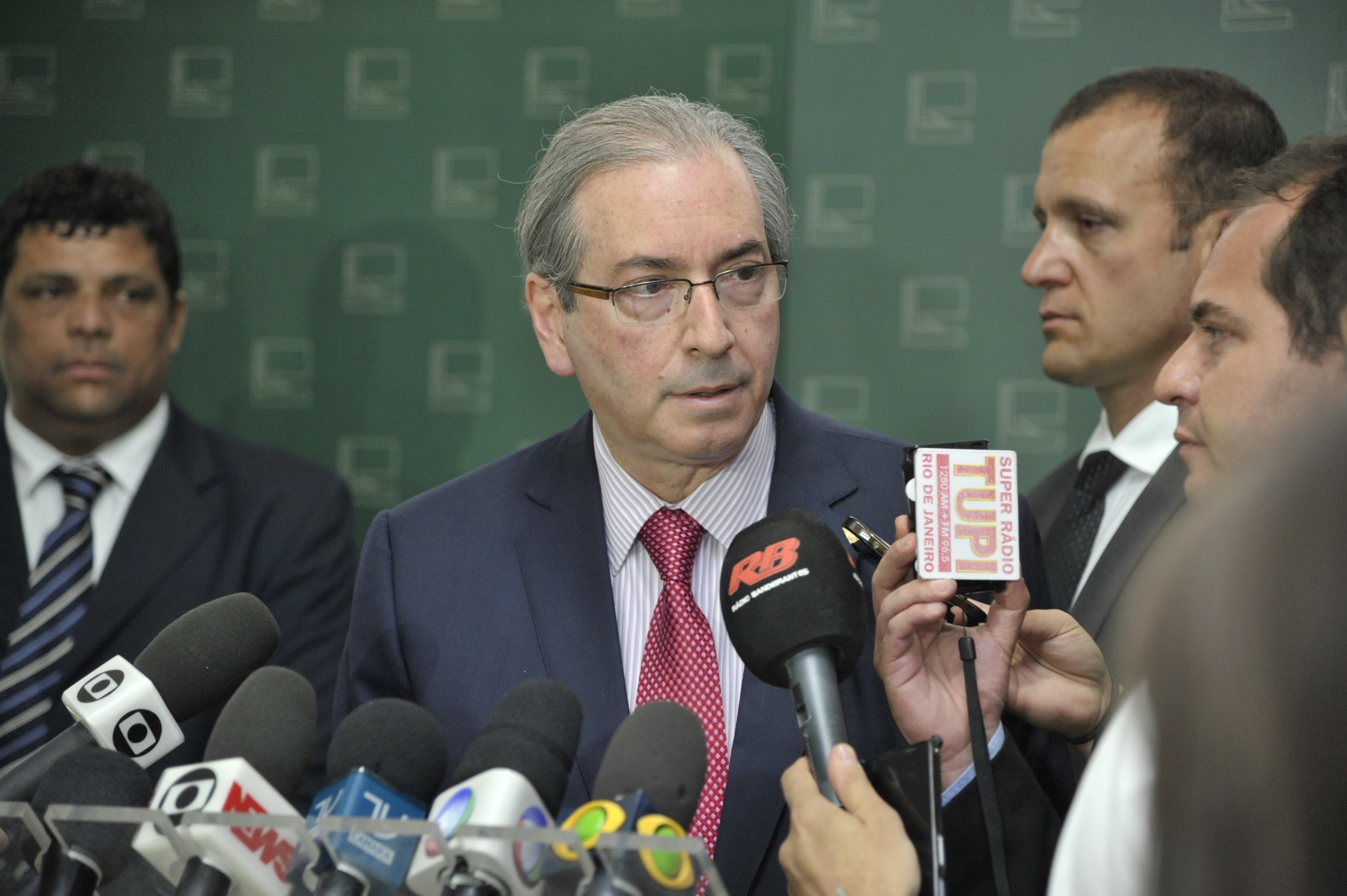 Eduardo Cunha defende cortes de gastos para equilibrar contas