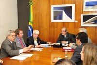 Grupo de Ação Financeira Internacional pede a Cunha urgência para leis de combate ao terrorismo