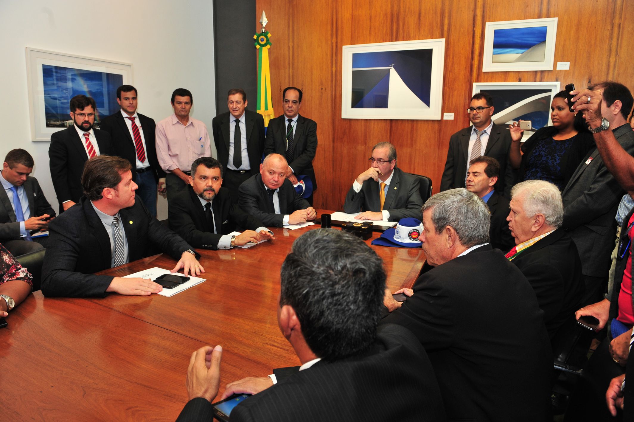 Pescadores pedem apoio do presidente da Câmara contra MP que restringe direito ao seguro-defeso