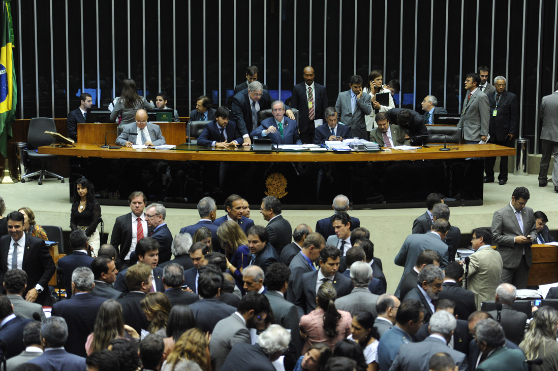 Plenário aprova Lei Brasileira da Pessoa com Deficiência