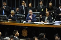 Plenário aprova urgência para projeto sobre dívidas estaduais e municipais com a União