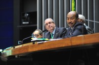 Plenário decide se presidente reeleito pode responder por atos do mandato anterior
