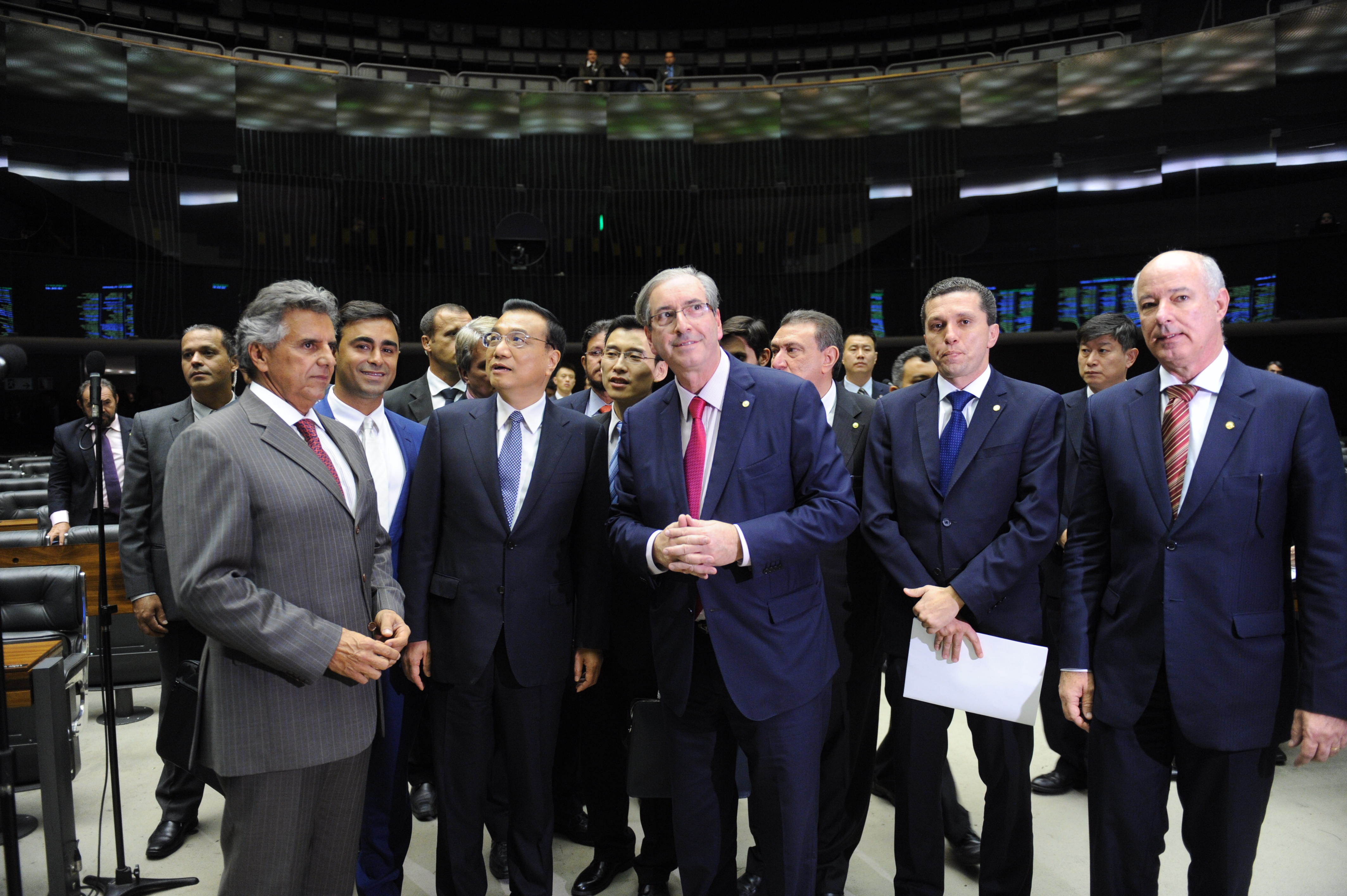 Primeiro-ministro chinês visita Câmara dos Deputados