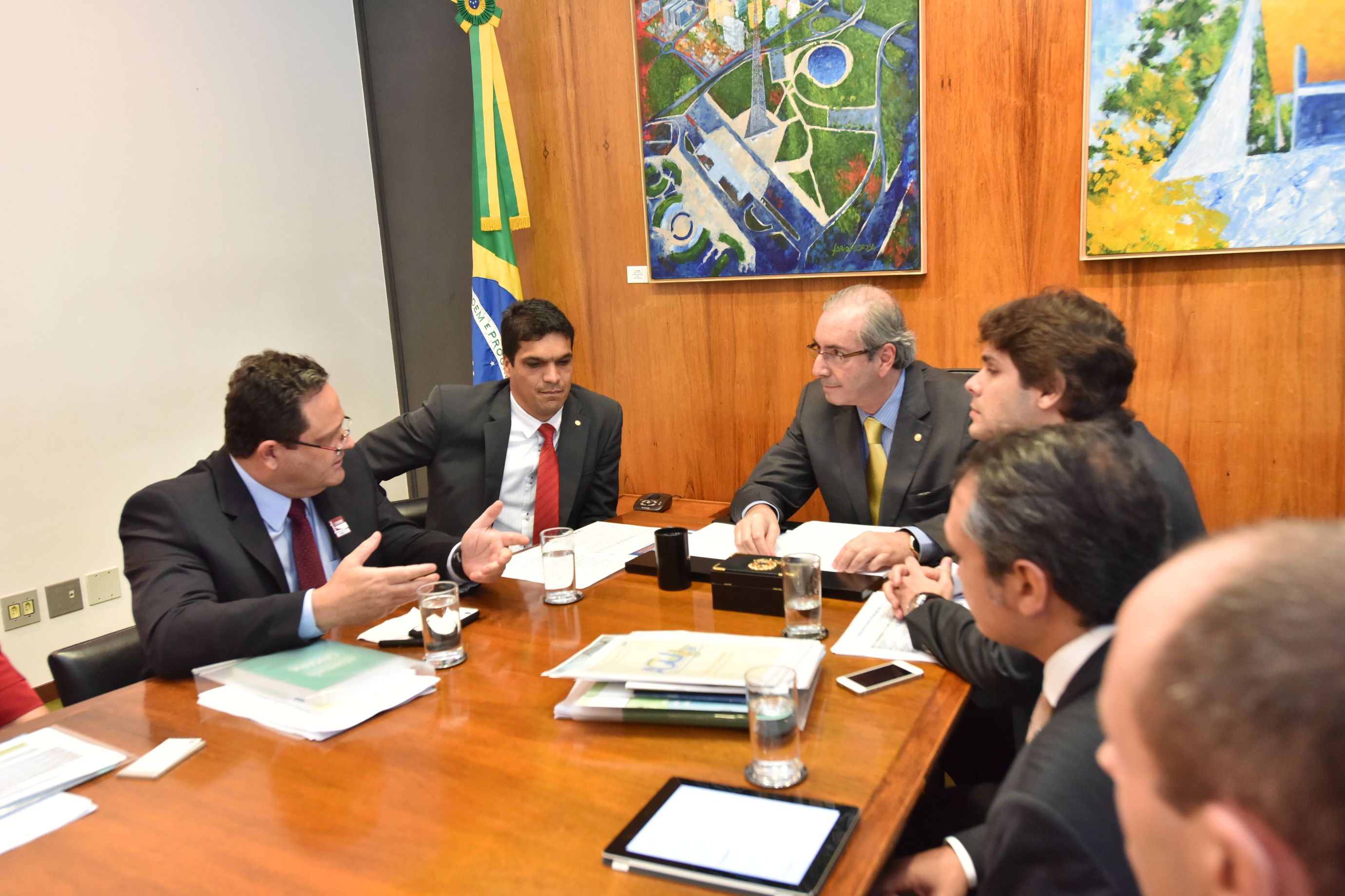 Procuradores pedem apoio para votação de PECs sobre AGU e procuradorias estaduais