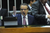 Câmara aprova, em primeiro turno, orçamento impositivo para emendas de parlamentares